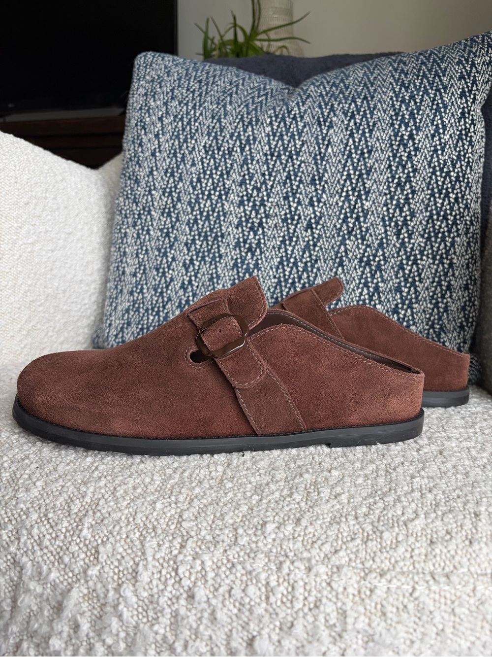 Larroude Suede Mule Clogs with Buckle~ size 8.5